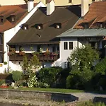 Podhradi 2* Cesky Krumlov