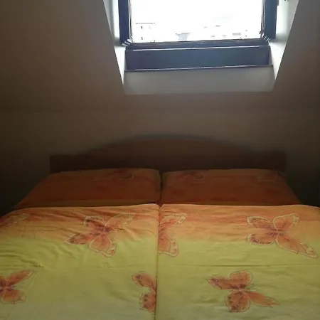 Podhradi 2*