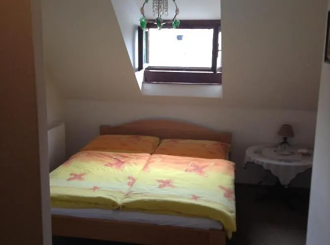 柏德来迪酒店 2*